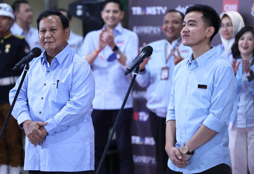 Prabowo-Gibran Mendominasi: Lebih Unggul dalam Elektabilitas Menurut Survei Terkini