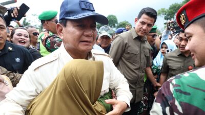 Prabowo Meminta Unhan RI Mengkaji Solusi Rumah Warga yang Terdampak Naiknya Air Laut