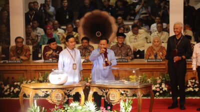 Prabowo dan Gibran Siap Bertarung dalam Debat Pilpres 2024 dengan Format yang Tersedia