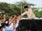 Prabowo Berbincang dengan Warga dan Relawan di Kedai Kopi Aceh: Sungguh Menakjubkan!