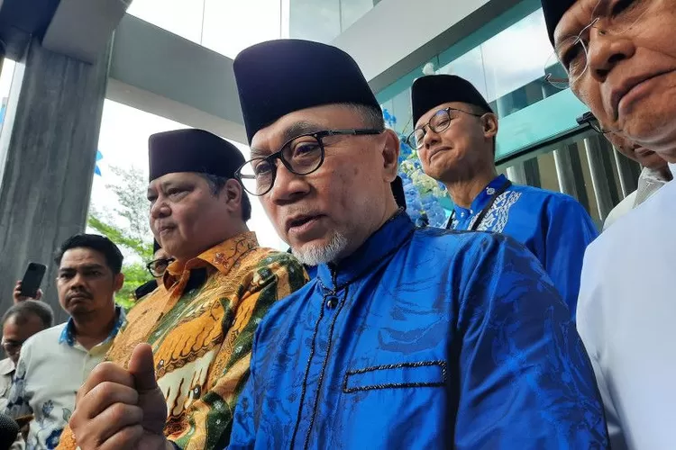 Jubir AMIN Minta Zulhas Membeberkan Tempat Dimana Masyarakat Melakukan Pelecehan Terhadap Gerakan Salat