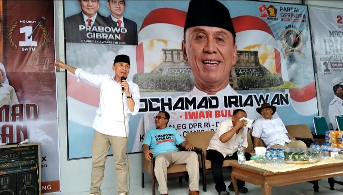 Tim Iwan Bule Melakukan Penyentuhan Langsung kepada Masyarakat di Jabar, Mulai dari Para PKL hingga Pelaku UMKM, dan Menyerap Aspirasiasyarakat