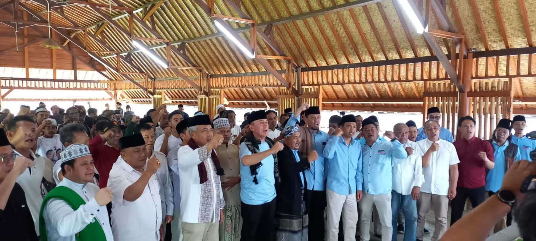 Iwan Bule Mendapat Dukungan Dari Ratusan Ajengan Muda di Ciamis Untuk Maju ke Senayan Dengan Lebih Mantap