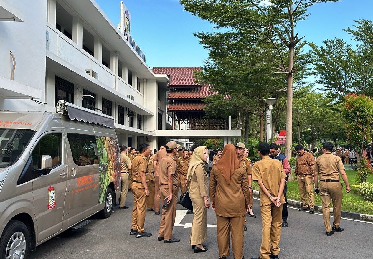 Banyak ASN Pemkot Makassar Absen di Hari Pertama Kerja, Beberapa Terlambat Ikut Upacara