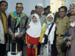 Minta Petugas Haji Memberikan Perlakuan Khusus Bagi Jemaah Lansia yang Merasa Terbebani setelah Lepas 280 CJH Polman