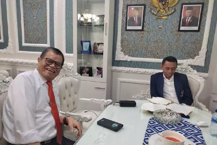 Husain Syam Bertemu Syaharuddin Alrif di DPRD Sulsel untuk Mendapatkan Dukungan NasDem dalam Pilgub Sulbar