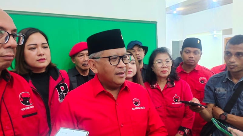 Hasto Mengklaim Ada Konspirasi untuk Menghilangkan PDIP dan Anies secara Bersamaan