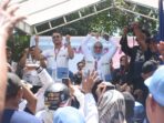 Pasangan Seto-Rezki adalah Paslon Pertama yang Didukung oleh Ribuan Pendukung saat Mendaftar di KPU Makassar