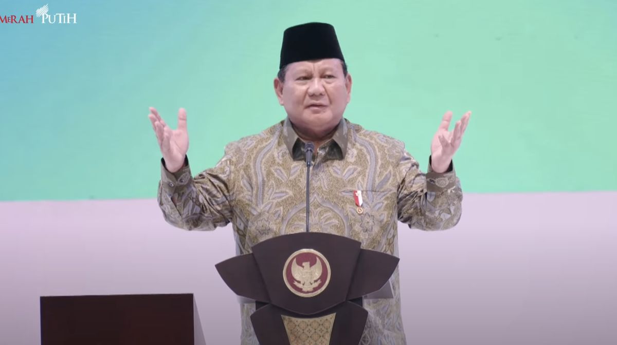 prabowo-subianto-di-peringatan-harlah-ke-102-nu_169.png
