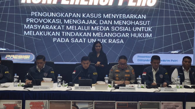 68b851d92b29d-konferensi-pers-bareskrim_665_374.jpg