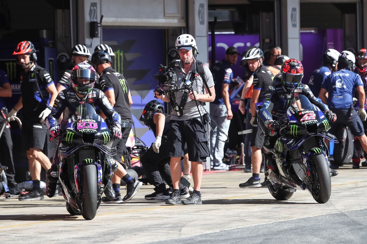 alex-rins-yamaha-factory-racin.jpg